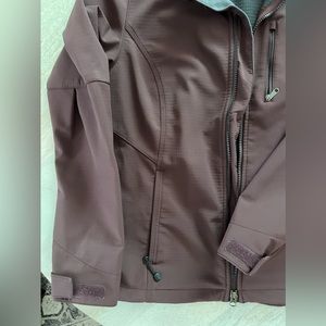 Womens Maroon Carhartt Jacket